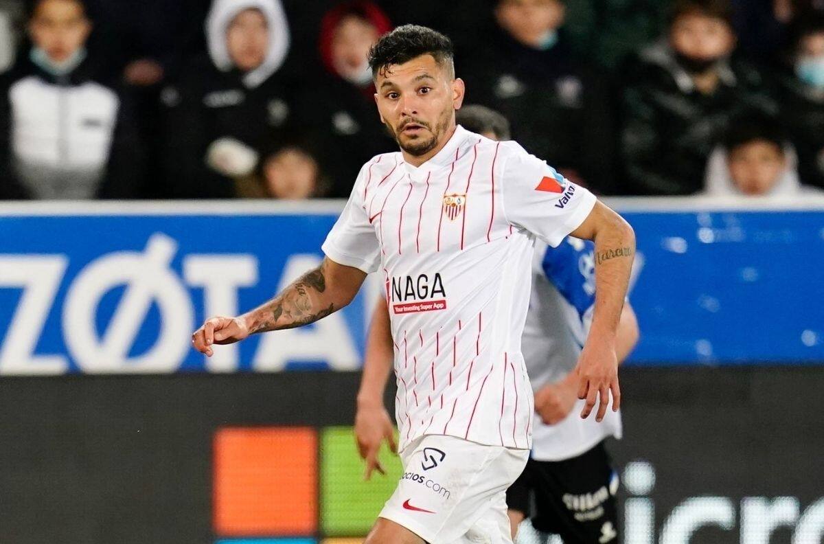 VIDEO | El gol que se perdió ‘Tecatito’ Corona que pudo evitar la eliminación del Sevilla en la Europa League