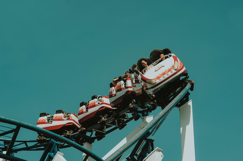 La Fury 325 alcanza una velocidad de 150 kilómetros por hora. Créditos: Pexels.