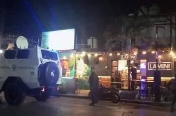 Joven es asesinada a balazos dentro de un bar en Morelos