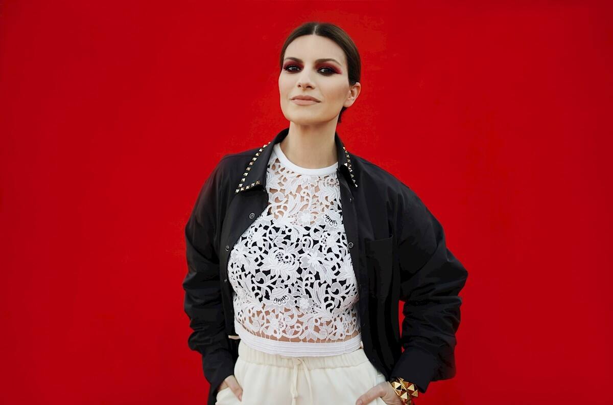 ¿Desde la azotea? Laura Pausini cantará en la entrega de los Óscar