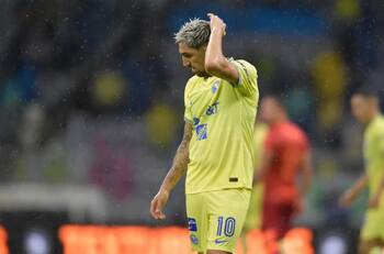 VIDEO | Diego Valdés enciende las alarmas en América al salir cojeando del campo