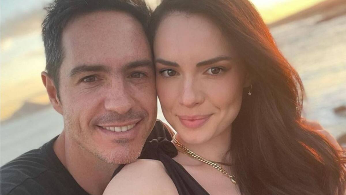Mauricio Ochmann y Paulina Burrola ¡Desbordan amor!