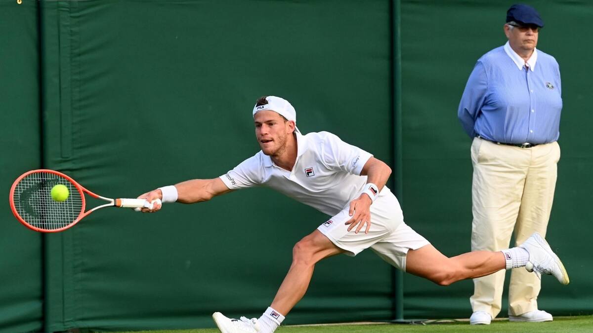 Diego Schwartzman no pudo amarrar pase en Wimbledon por falta de luz