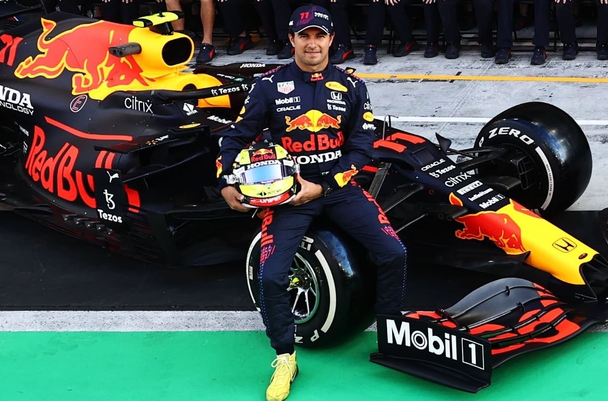Checo Pérez: “Es difícil mantenerse en F1 y más como mexicano”