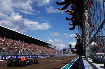 GP de España: Max Verstappen y 'Checo' Pérez hicieron el uno-dos en el podio