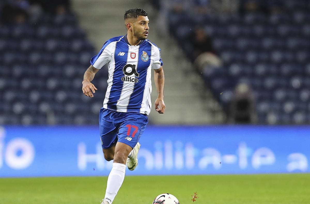 “Tecatito” Corona gana con el Porto en la Liga de Portugal