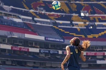 Daniela Espinosa "No hemos podido lograr lo que queremos, asi que el Clásico es la oportunidad"