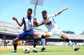 Nicolás Freire niega "crisis" dentro de Pumas