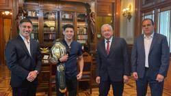 Brandon Moreno se reunió con AMLO en Palacio Nacional