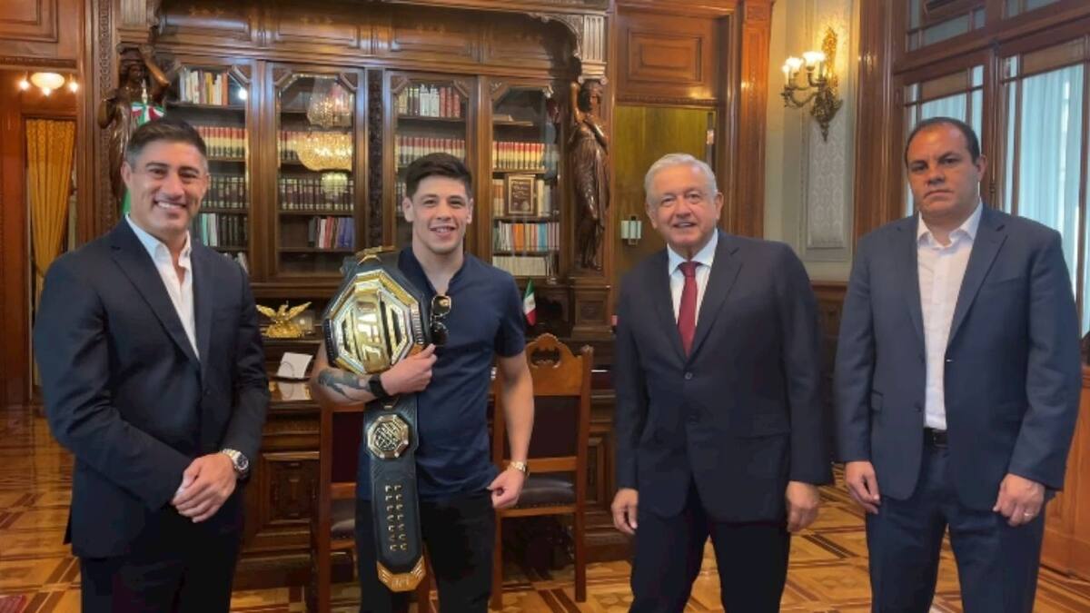 Brandon Moreno se reunió con AMLO en Palacio Nacional