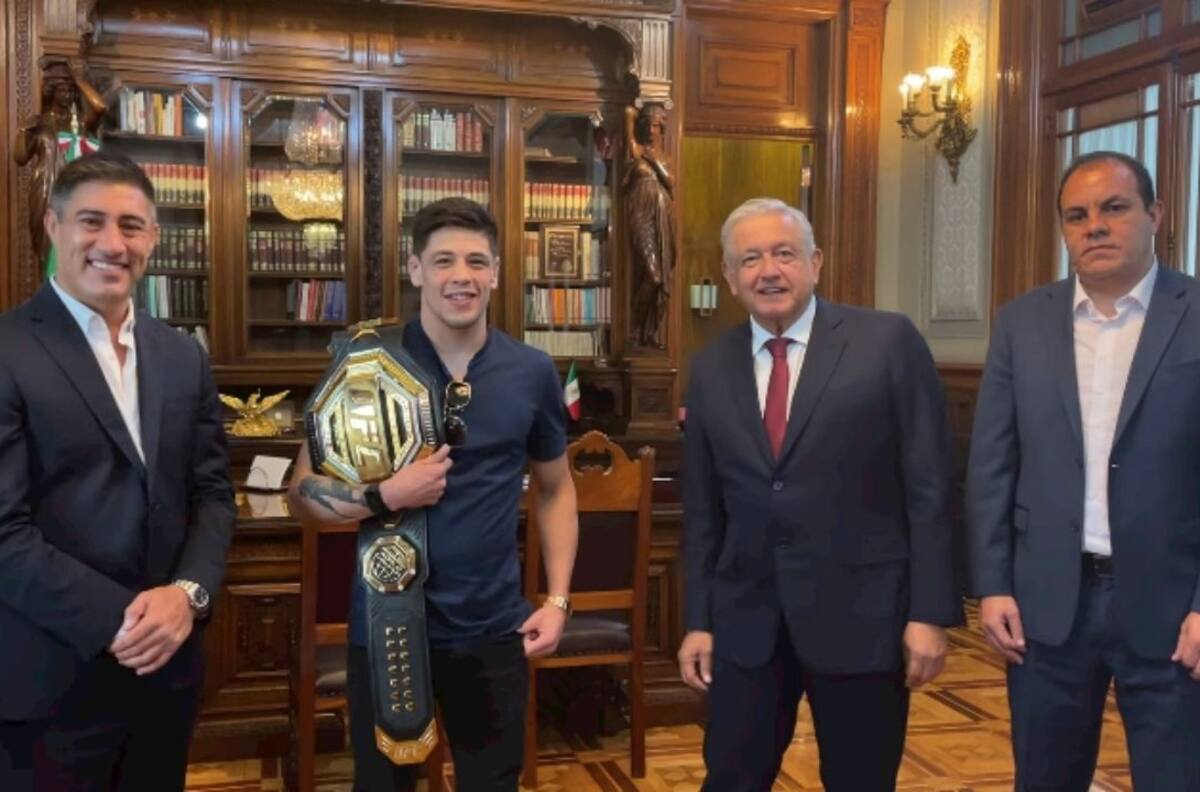 Brandon Moreno se reunió con AMLO en Palacio Nacional