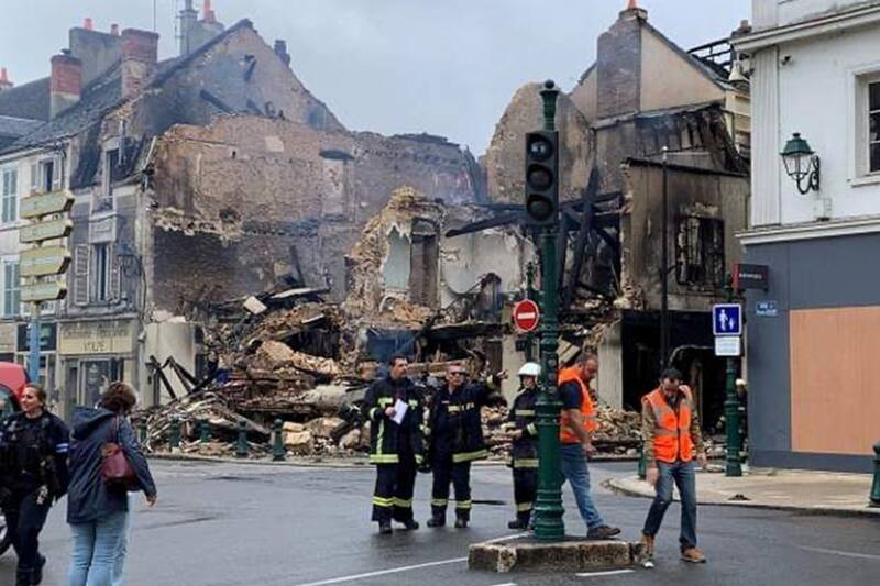 Hay al menos 79 policías heridos. Créditos: @AguilaGorda1776