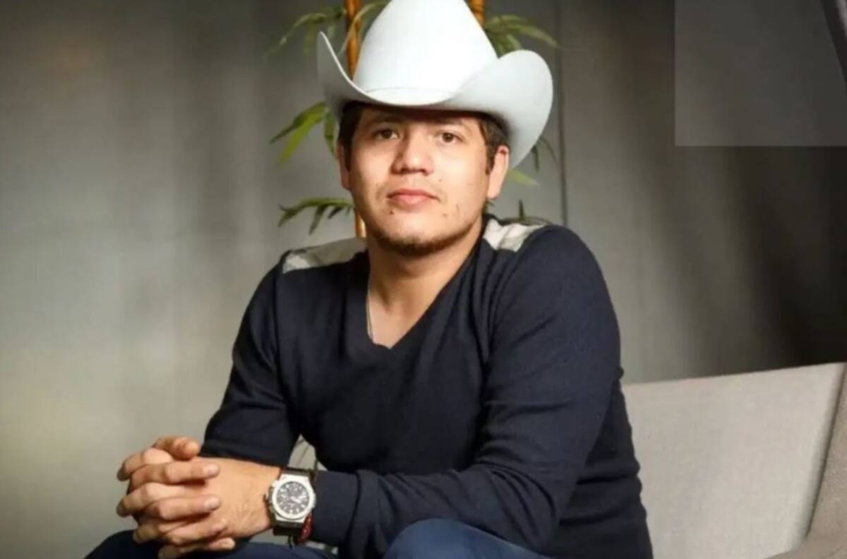 Remmy Valenzuela reaparece en los escenarios tras violencia familiar