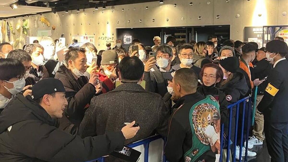 El sorprendente alboroto que causó el 'Gallo' Estrada en Japón