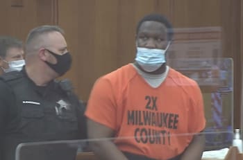 Condenan a hombre que mató a golpes a su hijo de 5 años por comerse su pastel