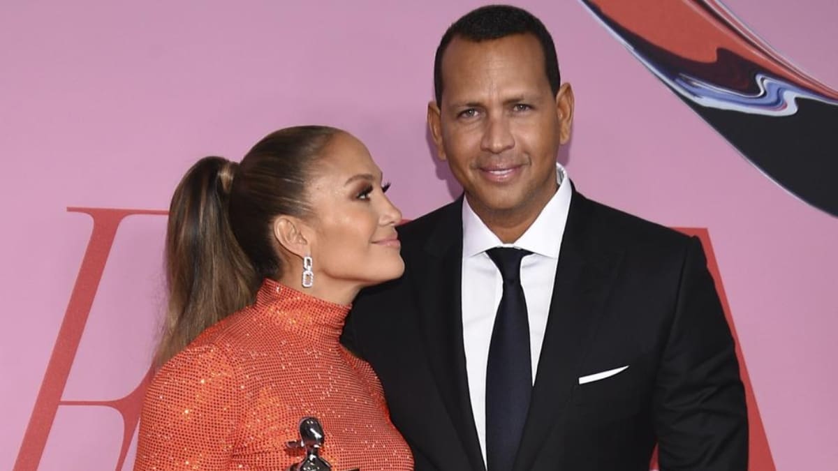 Aseguran que Jennifer Lopez y Alex Rodriguez están haciendo todo lo posible para priorizar su relación
