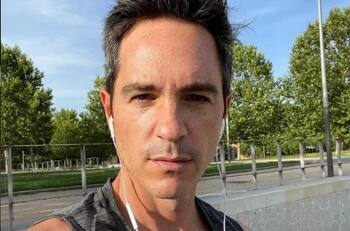 Mauricio Ochmann habla sobre cómo ser un niño adoptado lo llevó al alcoholismo