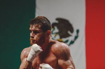 2020-2021: Saul "Canelo" Álvarez lidera atletas en el año del deporte mexicano