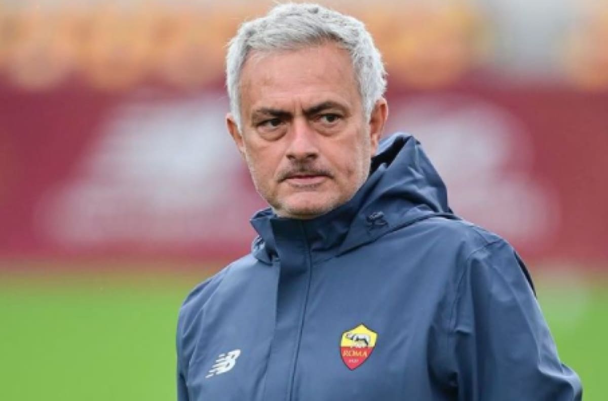 José Mourinho descartó dejar a la Roma por el Newcastle