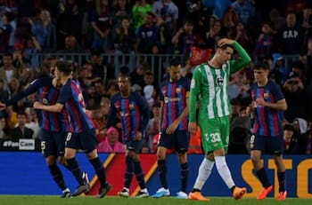 VIDEO | ¡Desastre del Betis de Pellegrini en el Camp Nou! Con uno menos y perdiendo 3-0 en el primer tiempo