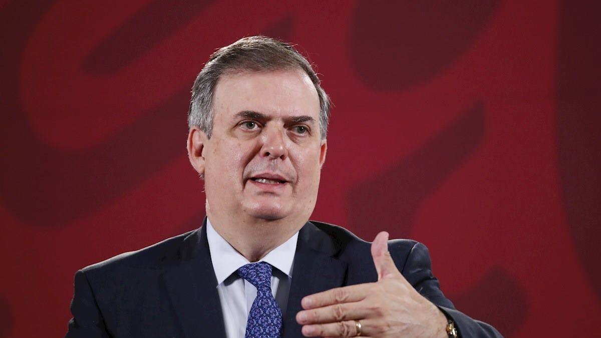 VIDEO| Marcelo Ebrard es atacado a las afueras de Palacio Nacional