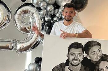 Así celebraron al Tecatito Corona en su cumpleaños 29