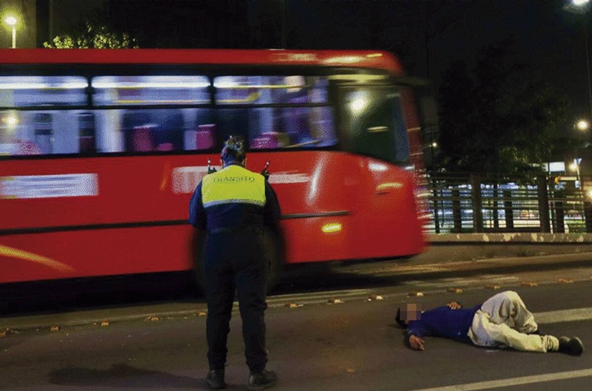 ¡Pensaron que había sido atropellado! Encuentran a hombre dormido sobre Balderas