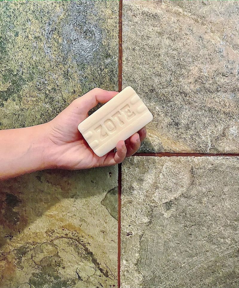 Además de ser un aliado para lavar, también puede ayudarte a impermeabilizar.