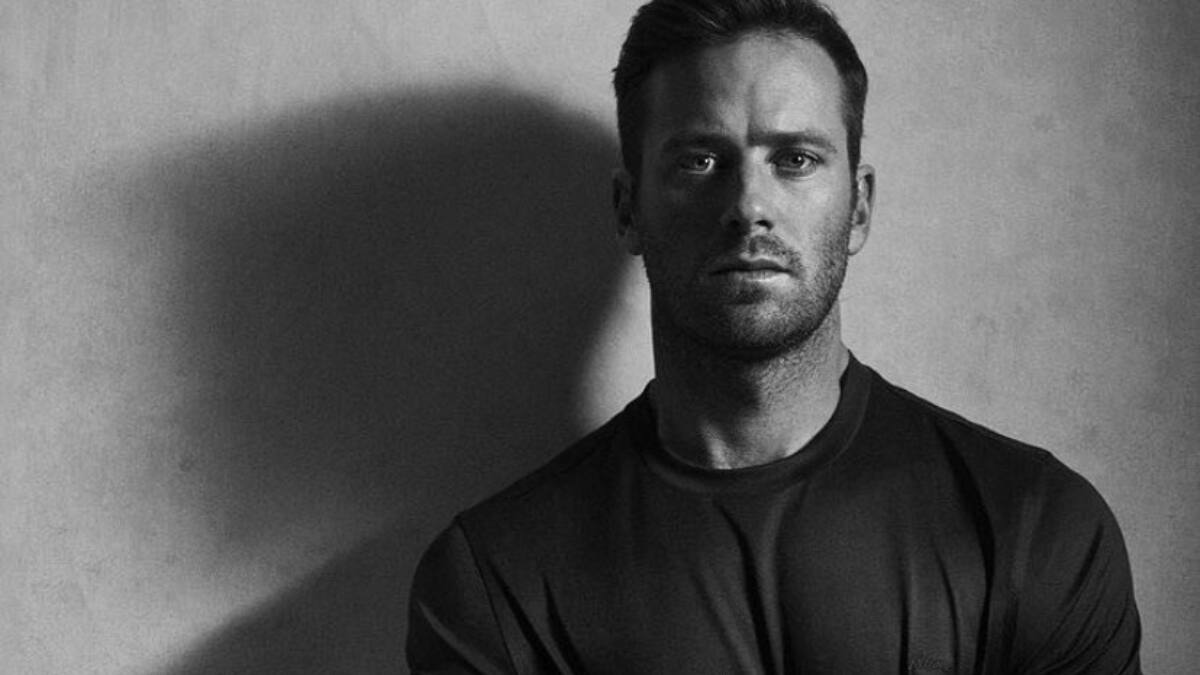 “Me violó violentamente”: Acusan al actor Armie Hammer de agresión sexual