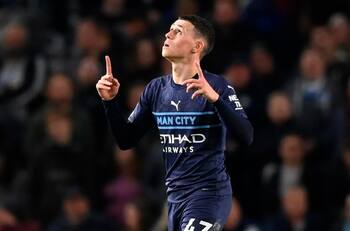 Manchester City gana, gusta y golea al Brighton