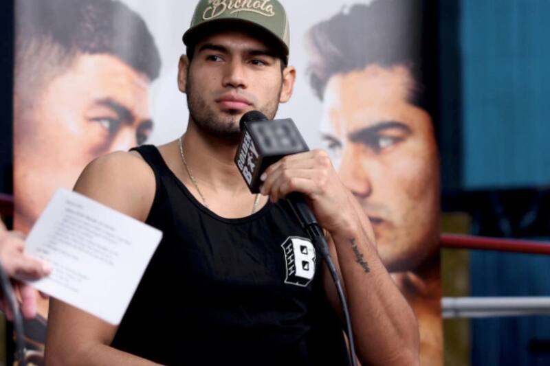 'Zurdo' Ramírez se pasó por ocho libras.