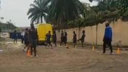 VIDEO: Selección Femenil del Congo duerme y entrena en la calle