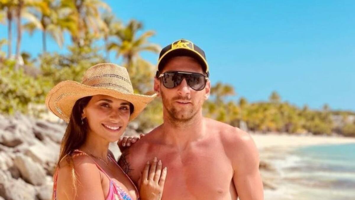 Messi y Antonella Rocuzzo como adolescentes enamorados, así disfrutan sus vacaciones