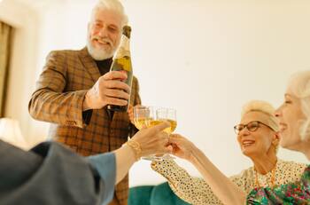 Si ya cumpliste más de 60 años incluye estos alimentos a tu vida