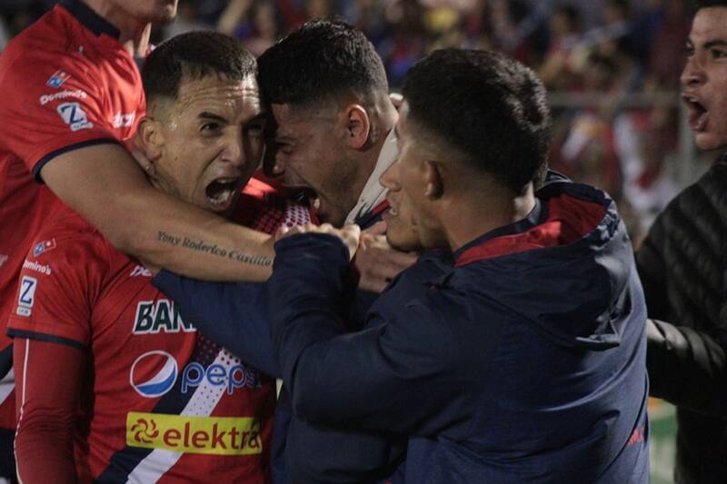 Óscar Raí Villa fue figura en el título del Xelajú