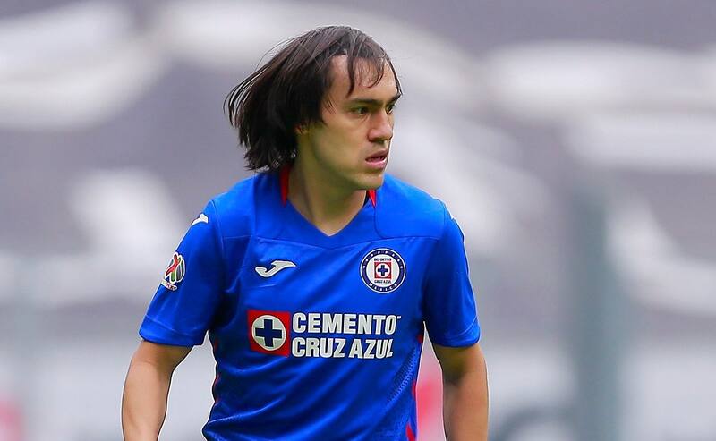 'Shaggy' Martínez tuvo un noble gesto con un seguidor de Cruz Azul.