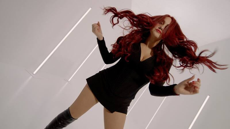 La cantante cambió su look para la gira Soy Rebelde Tour.