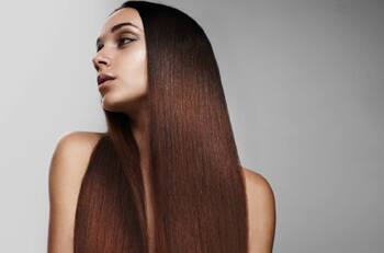 Mascarilla para el cabello con ‘efecto queratina’ para alisarlo en casa