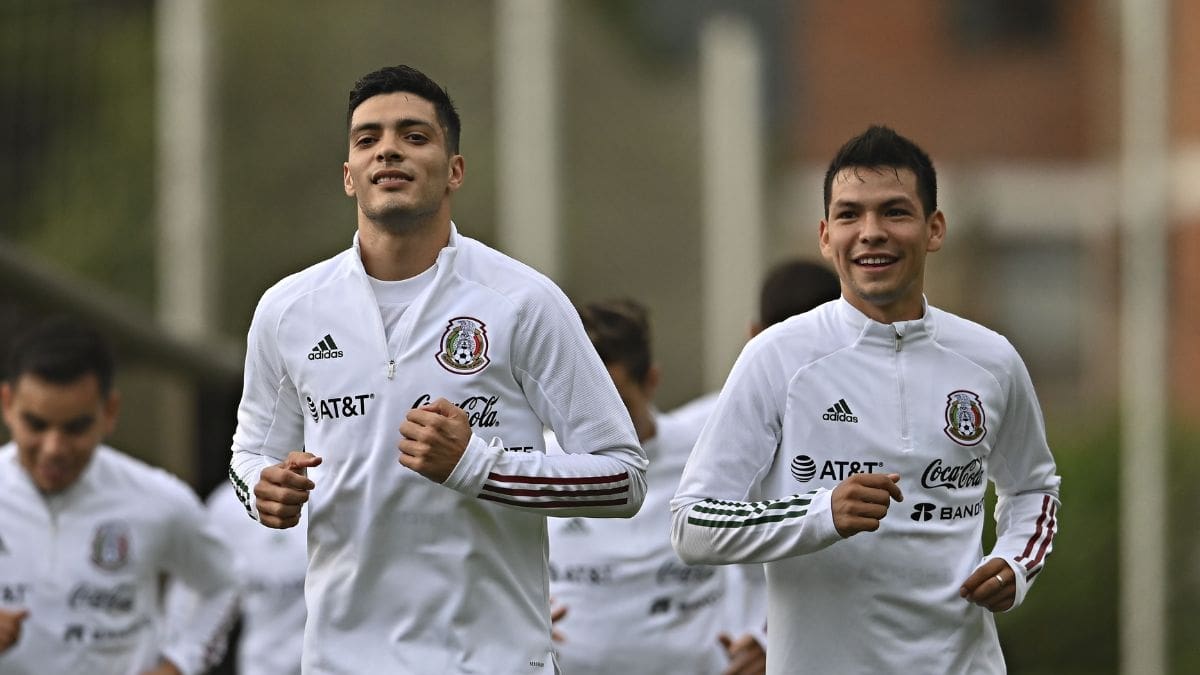 Revelan que el Chucky Lozano y otros europeos del TRI cometían actos de indisciplina