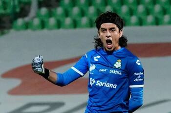 El Bayer Leverkusen negó rotundamente el interés por el portero Carlos Acevedo