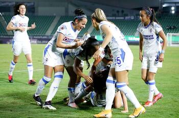 Cruz Azul femenil con 6 casos positivos de COVID-19