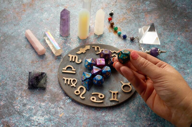 Horóscopo diario ¿Cuáles son las predicciones de hoy? - Créditos: Vetrestudio