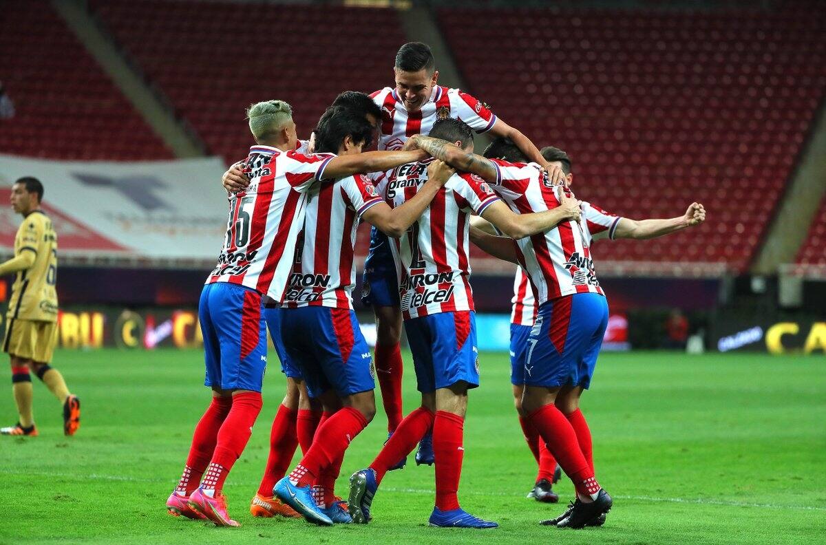 Chivas: Afición rojiblanca no quiso regresar al estadio después del Clásico Nacional