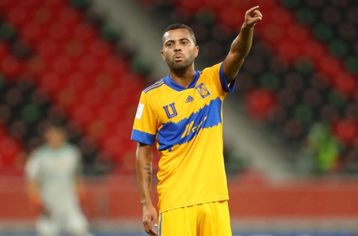 Rafael Carioca no viajó a pretemporada de Tigres por síntomas de COVID-19