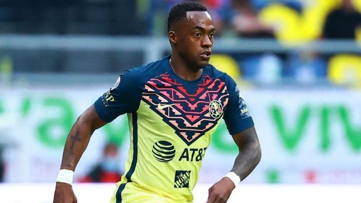 Renato Ibarra se va a operar y así lo exigió la directiva del América