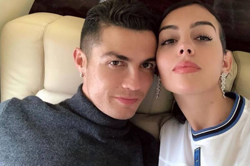 Cristiano Ronaldo y Georgina Rodríguez La que más está contenta con la casa es Georgina Rodríguez. - Créditos: Instagram @georginagio