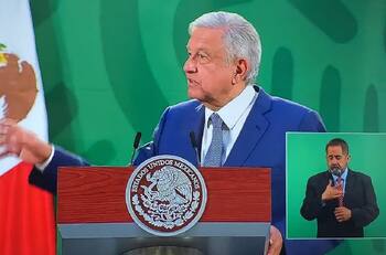 AMLO se vacuna contra Covid-19 con Astra Zeneca en la mañanera