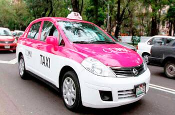 Taxista ofrece sus servicios de manera gratuita por tragedia en Línea 3 del Metro de CDMX