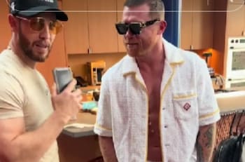 VIDEO | Canelo Álvarez presume outfit de más de 3 millones de dólares