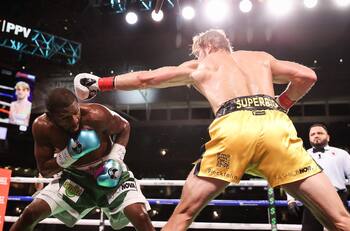 Floyd Mayweather Jr. vs Logan Paul: la pelea de exhibición con dos ganadores